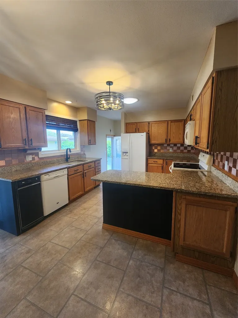 2108 Garfield Street Anaconda MT 59711