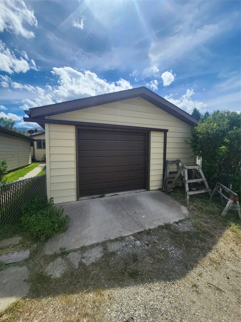 2108 Garfield Street Anaconda MT 59711