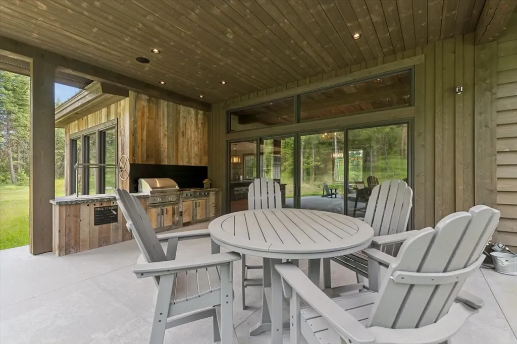 1583 Whitefish Village Drive Whitefish MT 59937