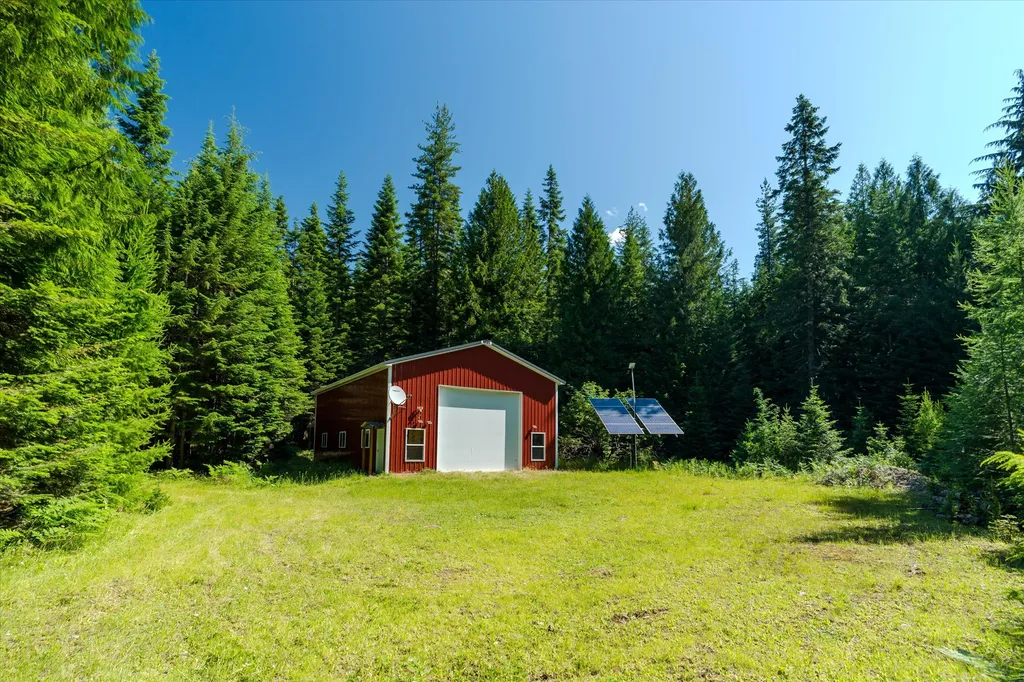 212 Mt Highway 200 Heron MT 59844