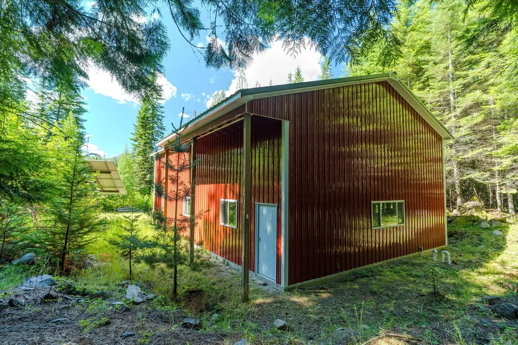 212 Mt Highway 200 Heron MT 59844
