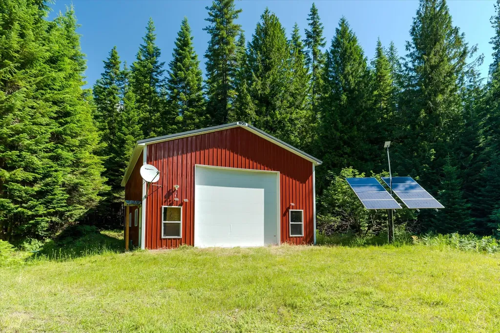 212 Mt Highway 200 Heron MT 59844