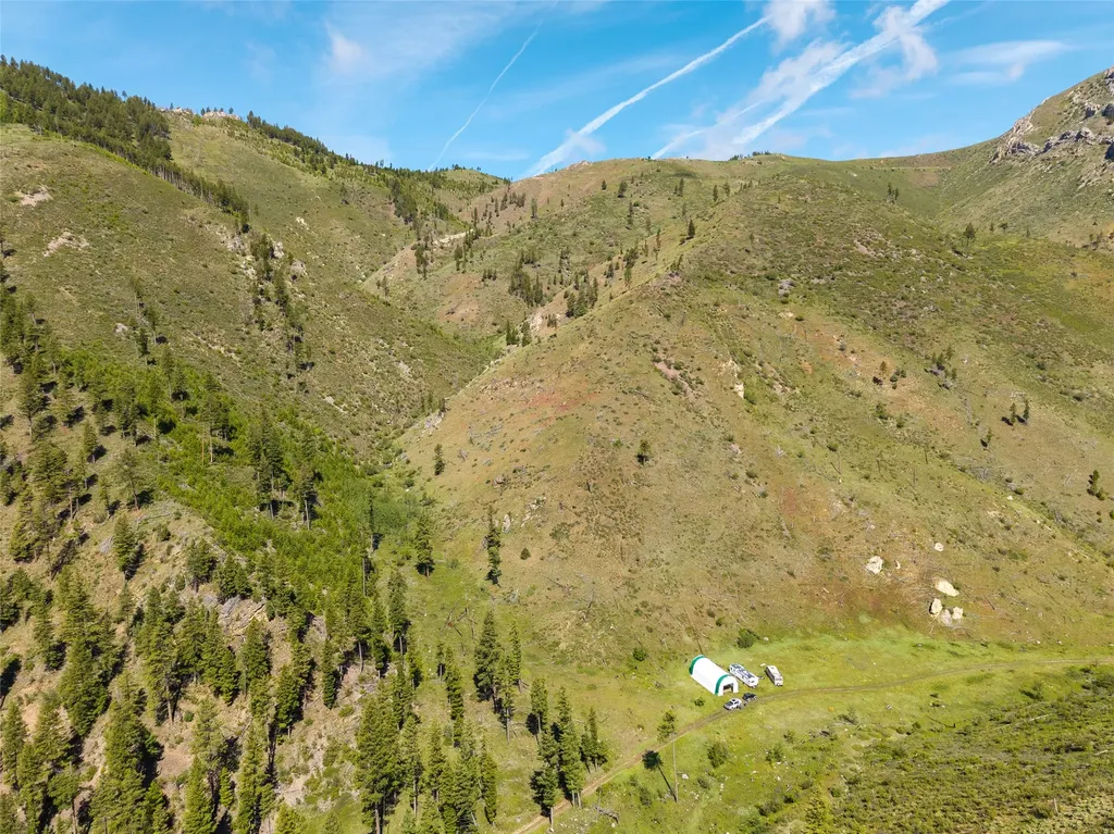 15520 Dry Gulch Road Clinton MT 59825