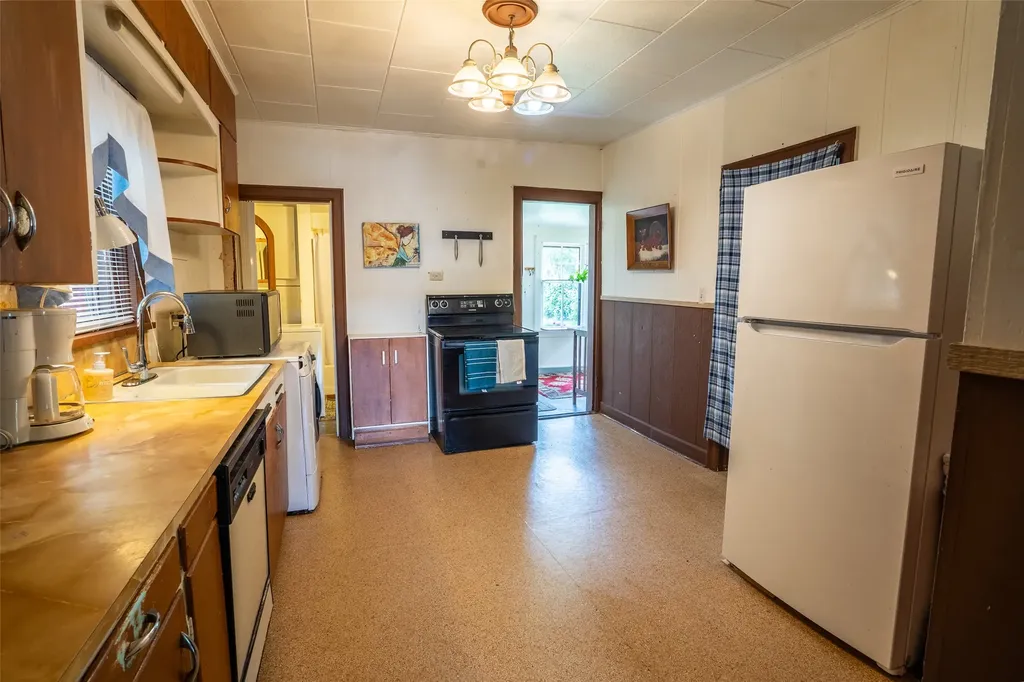 602 W Main Street Hamilton MT 59840