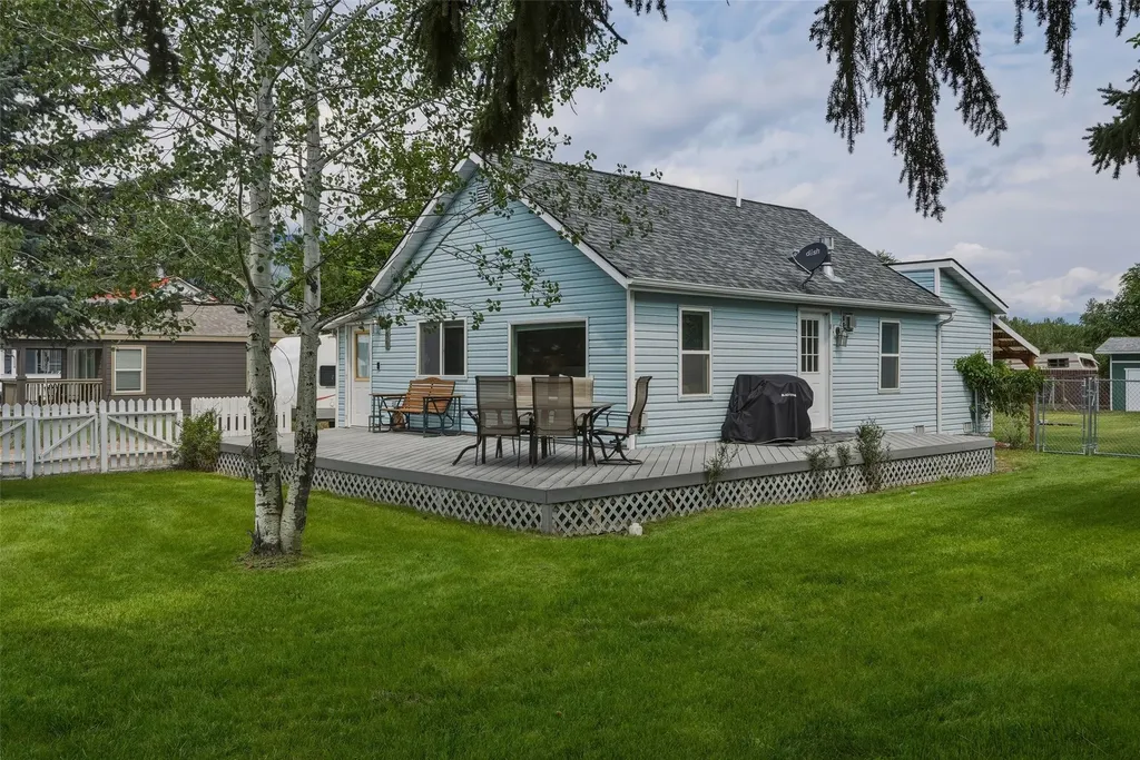 704 Adirondac Avenue Hamilton MT 59840