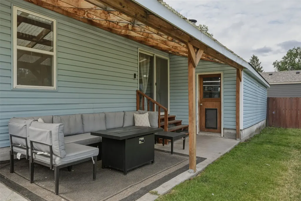 704 Adirondac Avenue Hamilton MT 59840