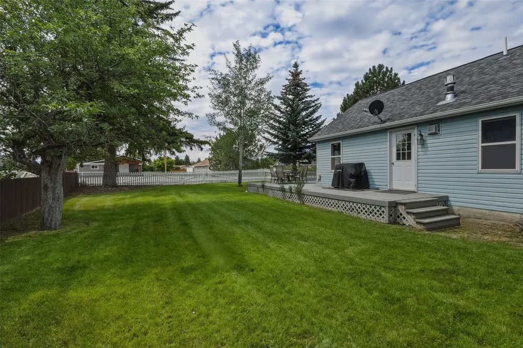 704 Adirondac Avenue Hamilton MT 59840