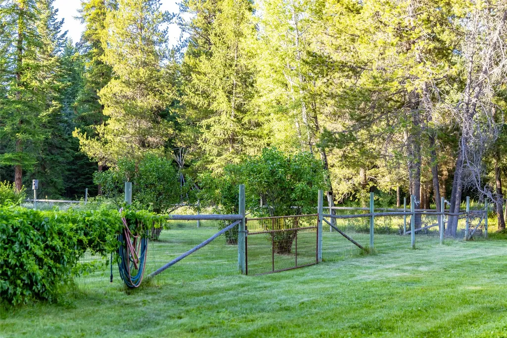 4260 Us Highway 93 W Whitefish MT 59937
