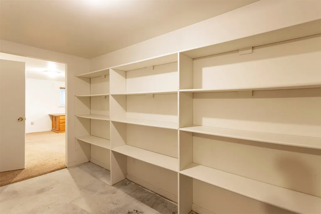 584 Bailey Lane Corvallis MT 59828