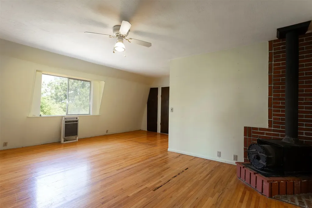 584 Bailey Lane Corvallis MT 59828