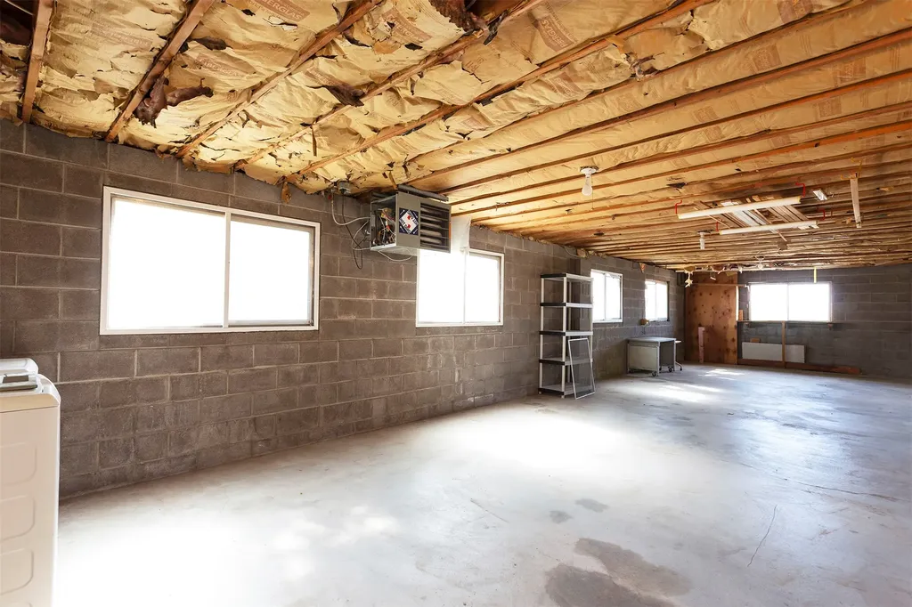 584 Bailey Lane Corvallis MT 59828