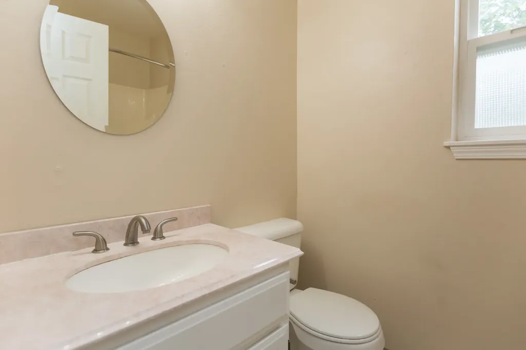 118 Essex Avenue Hamilton MT 59840