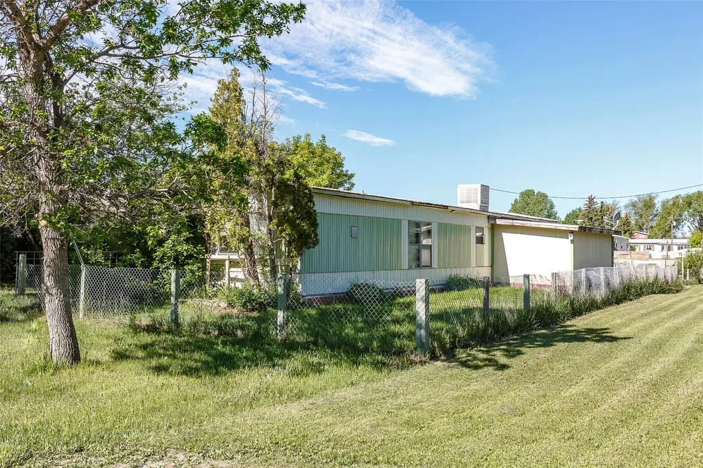 610 3rd Avenue SW Choteau MT 59422