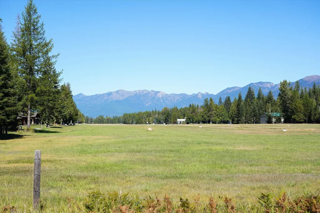 305 Ferndale Drive Bigfork MT 59911