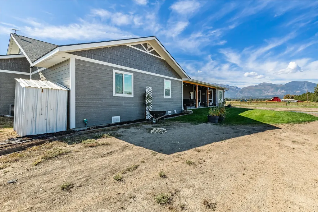 400 Cochell Way Corvallis MT 59828