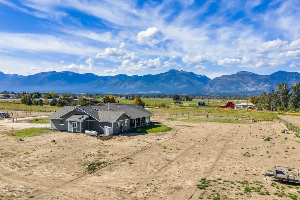 400 Cochell Way Corvallis MT 59828