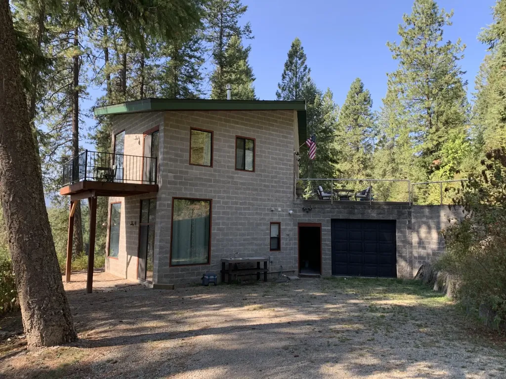7 Bridge View Lane Heron MT 59844