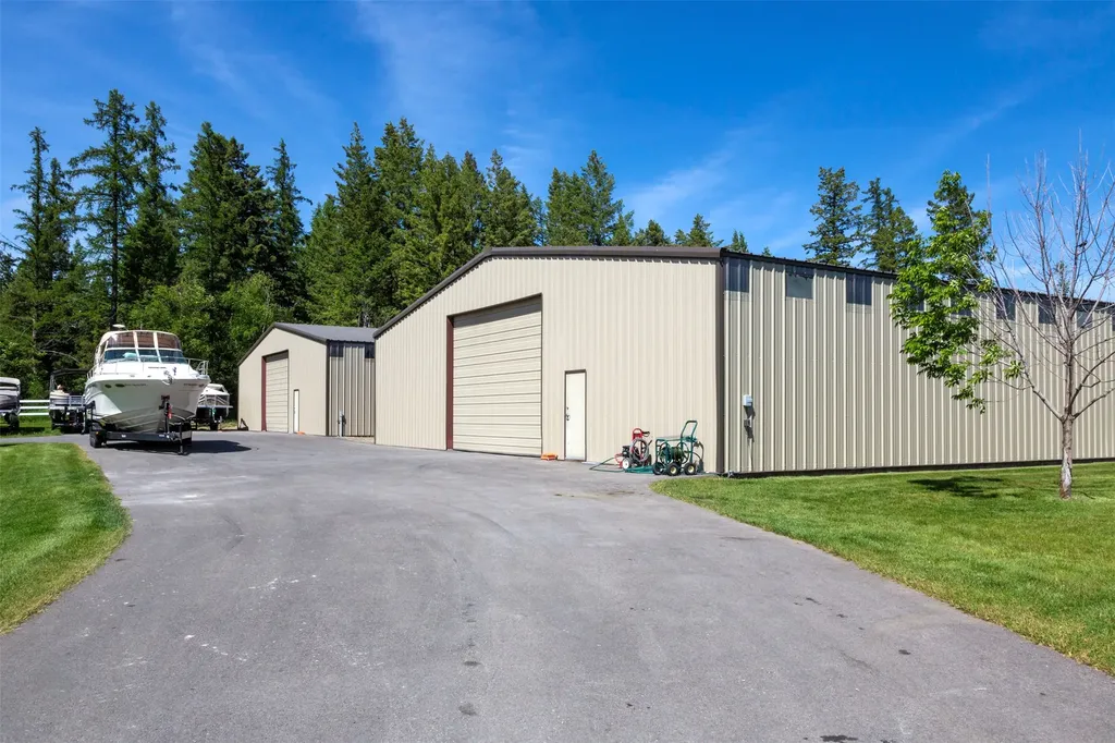 Nhn Riverside Lane Bigfork MT 59911