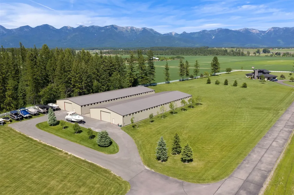 Nhn Riverside Lane Bigfork MT 59911