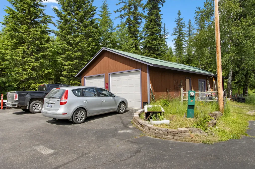 166 Larch Lane Kalispell MT 59901