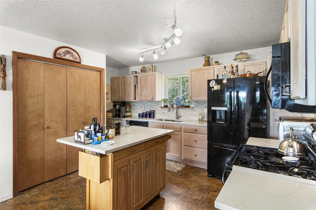 166 Larch Lane Kalispell MT 59901