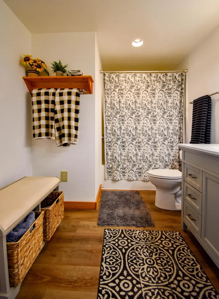 415 Cottonwood Creek Road Plains MT 59859