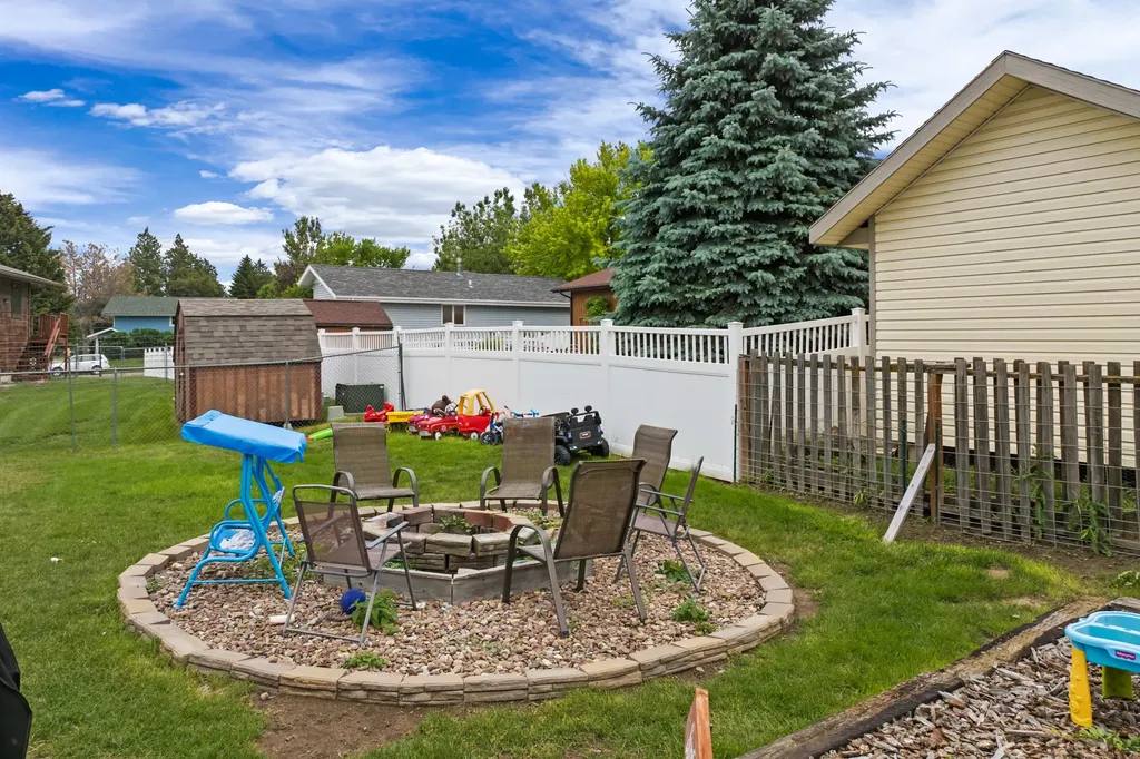 806 Fox Drive Great Falls MT 59404