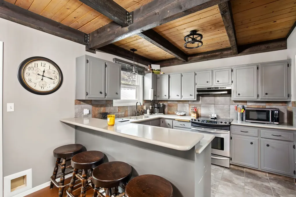 806 Fox Drive Great Falls MT 59404