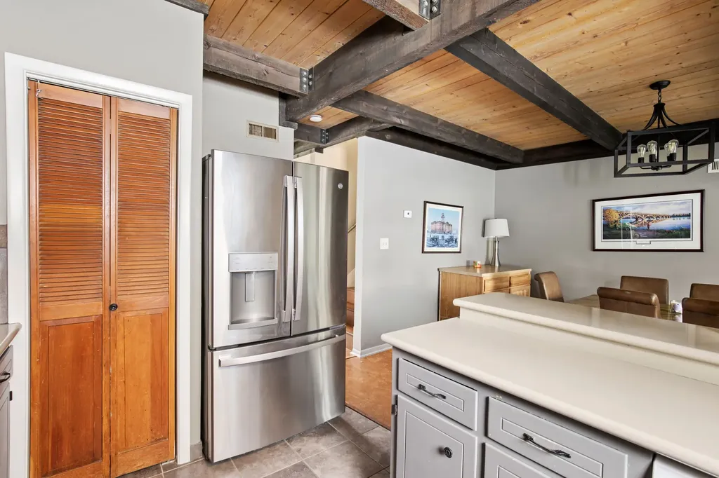 806 Fox Drive Great Falls MT 59404