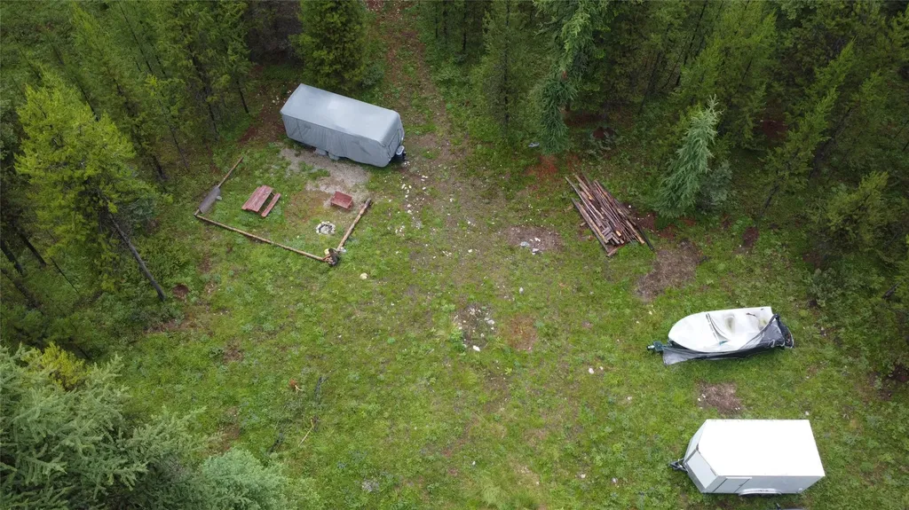 104 Lone Wolf Trail Yaak MT 59935