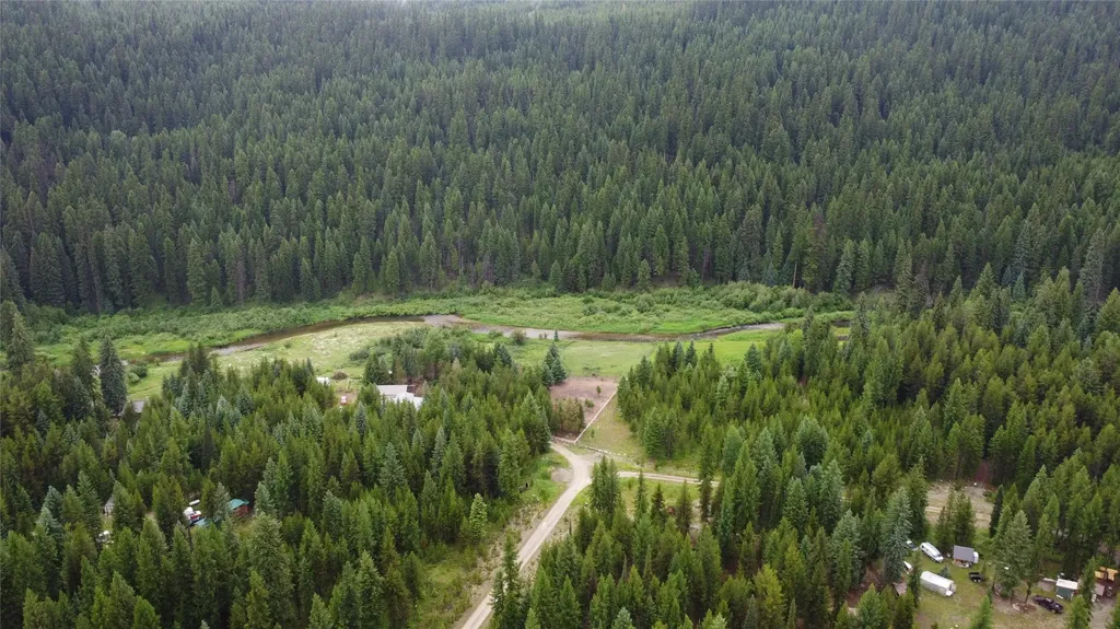 104 Lone Wolf Trail Yaak MT 59935
