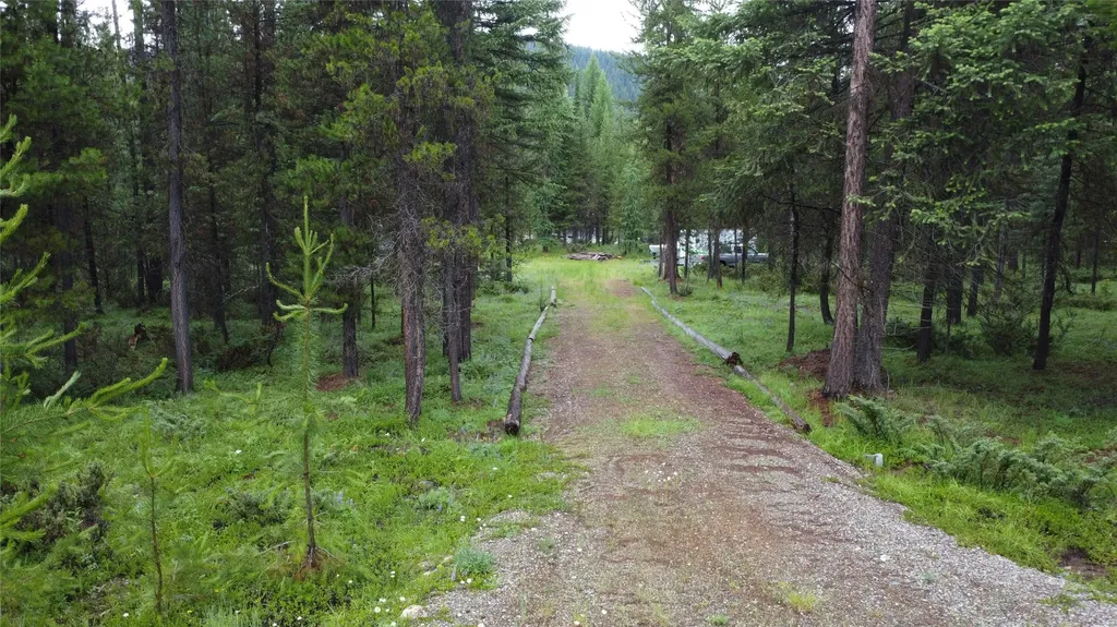 104 Lone Wolf Trail Yaak MT 59935