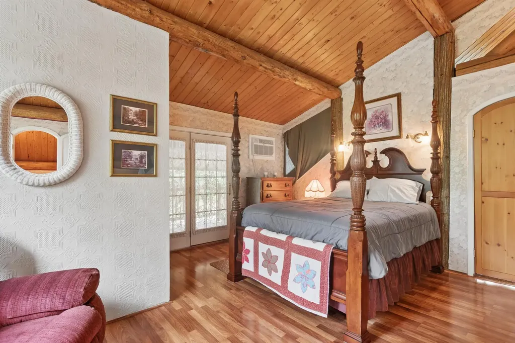 45 Breezy Bay Drive West Glacier MT 59936