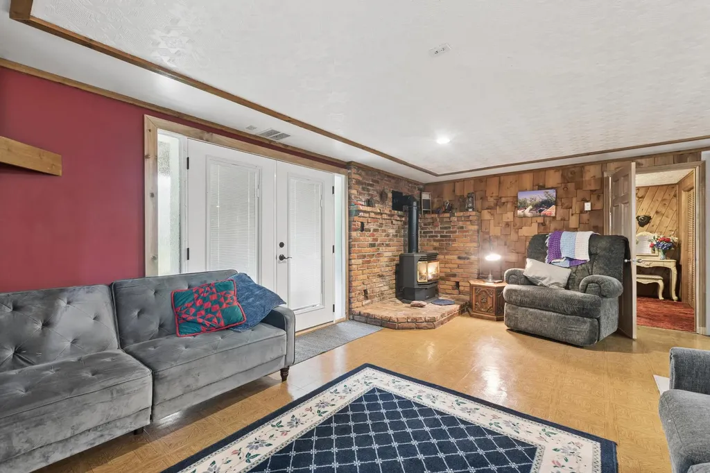45 Breezy Bay Drive West Glacier MT 59936