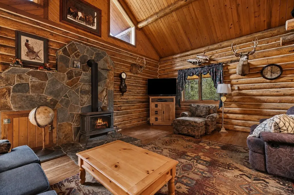 45 Breezy Bay Drive West Glacier MT 59936