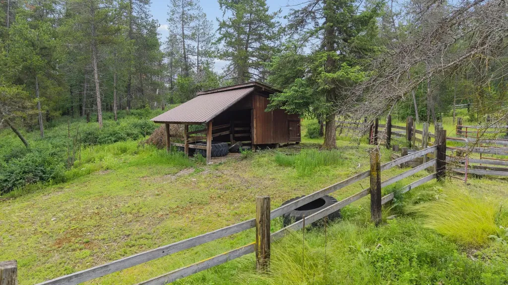 45 Breezy Bay Drive West Glacier MT 59936