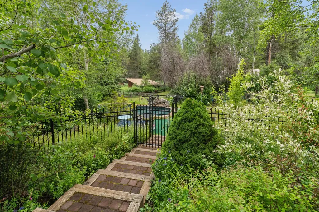 45 Breezy Bay Drive West Glacier MT 59936