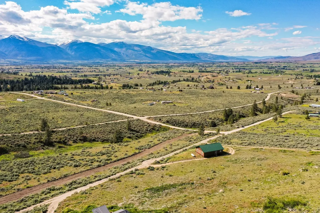 1052 Kyleighs Lane Stevensville MT 59870