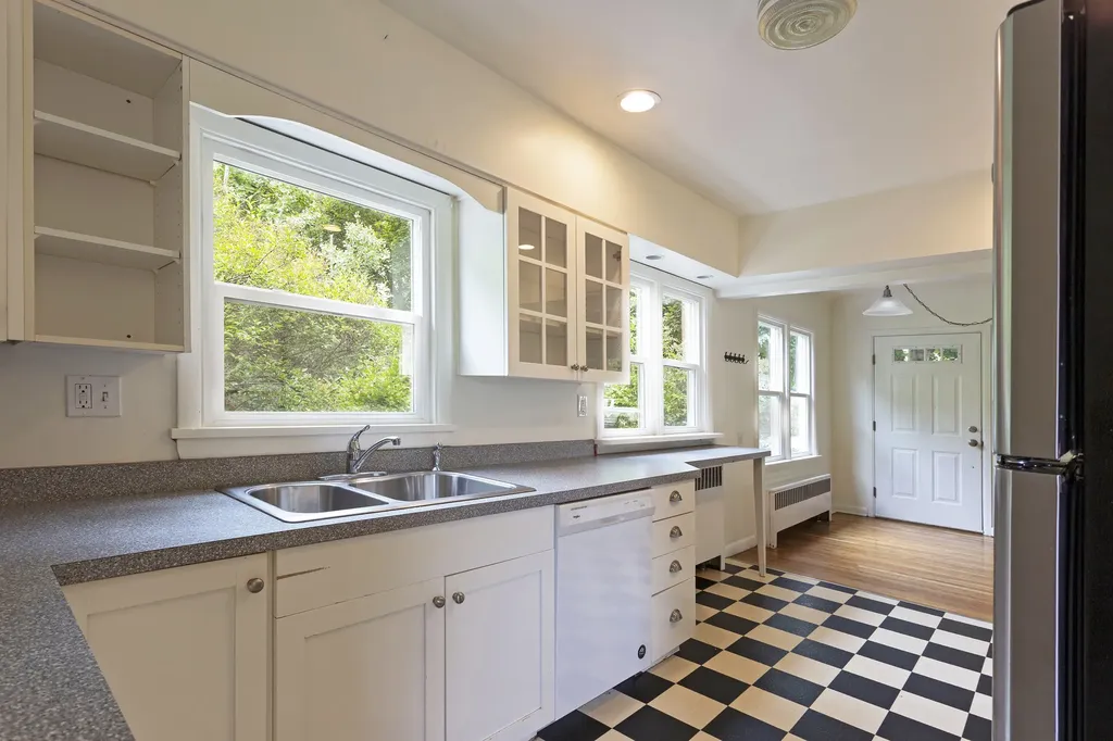 1721 Helen Avenue Missoula MT 59801
