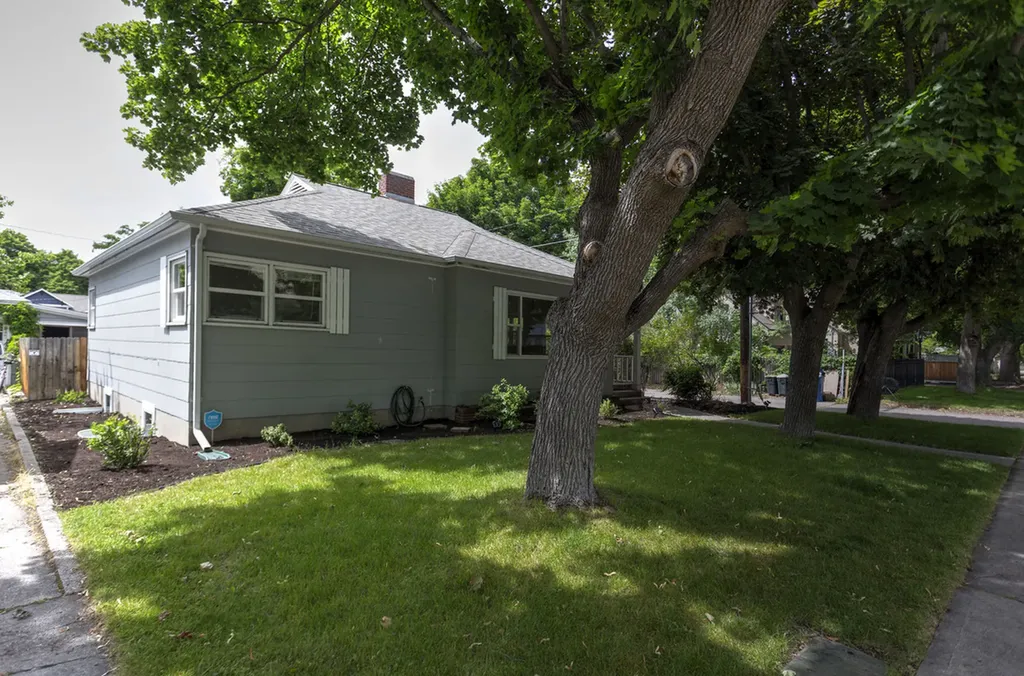 1721 Helen Avenue Missoula MT 59801