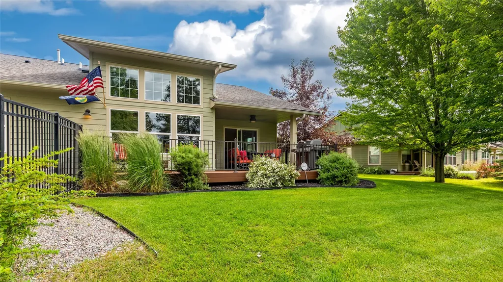 28 Crossbuck Trail Bigfork MT 59911