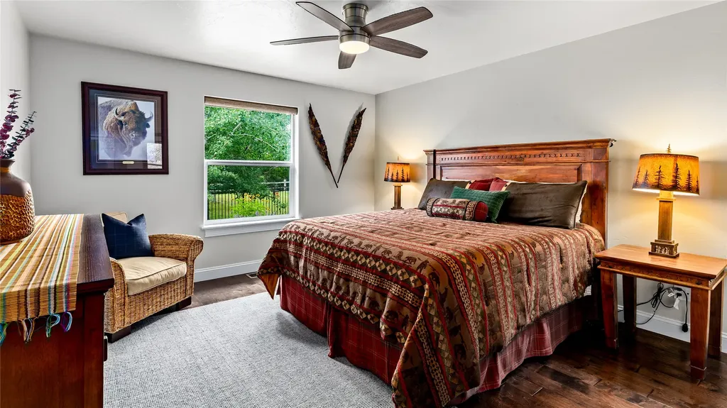 28 Crossbuck Trail Bigfork MT 59911