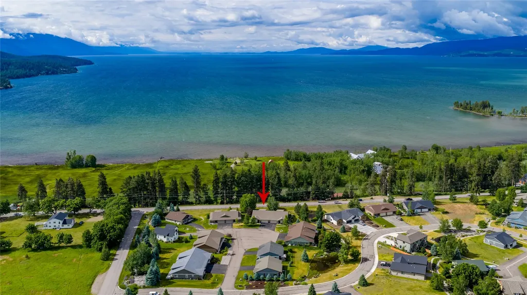 28 Crossbuck Trail Bigfork MT 59911