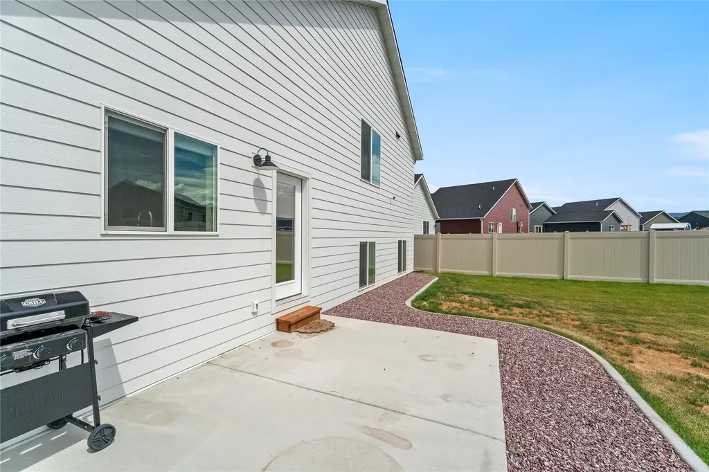 279 Meadow View Loop East Helena MT 59635