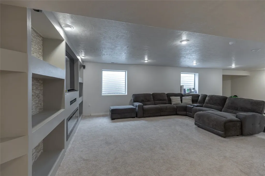 4305 13th Avenue S Great Falls MT 59405