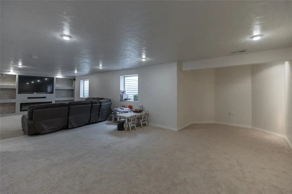 4305 13th Avenue S Great Falls MT 59405