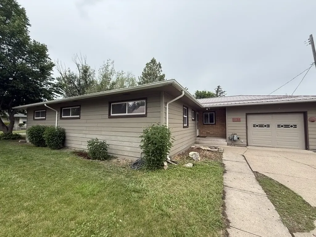 2129 5th Avenue SW Great Falls MT 59404