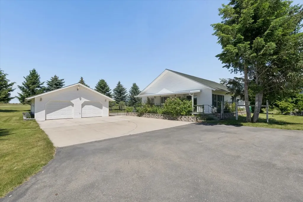 23 Dancing Prairie Lane Eureka MT 59917