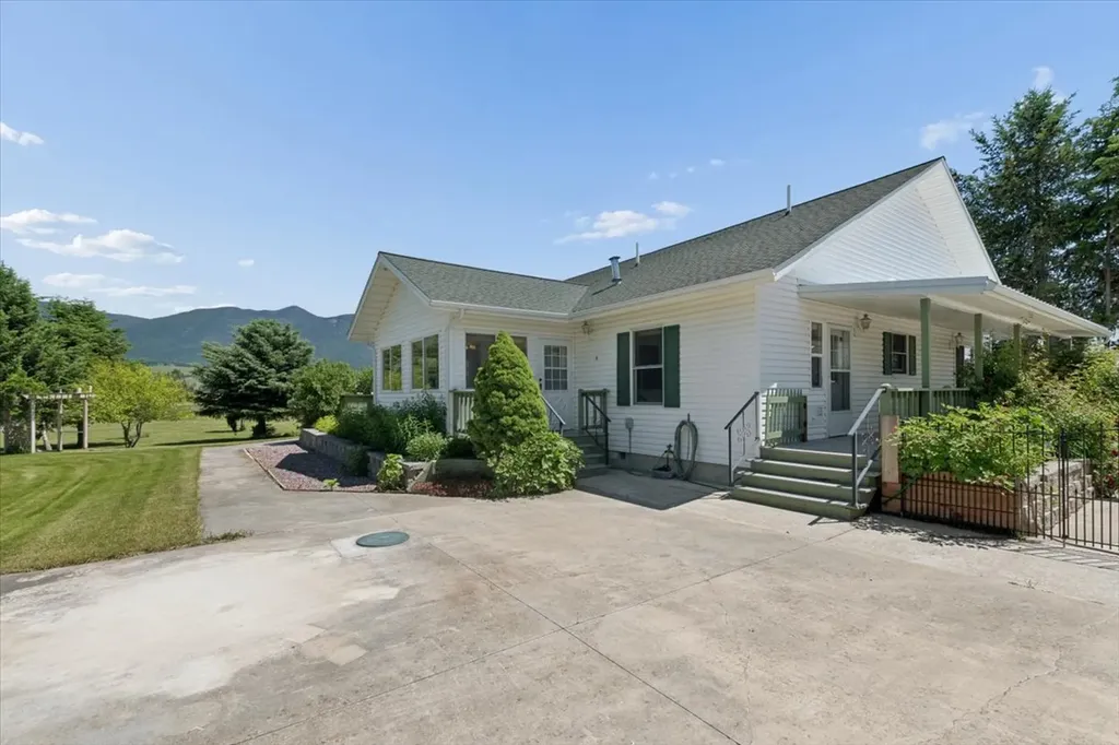 23 Dancing Prairie Lane Eureka MT 59917