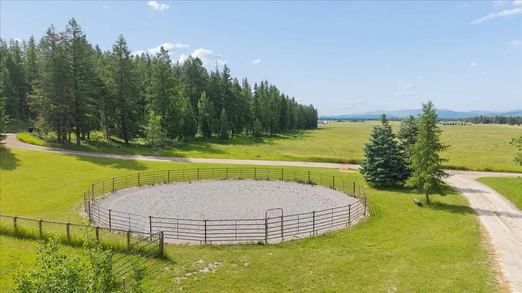 107 Old Ranch Road Whitefish MT 59937